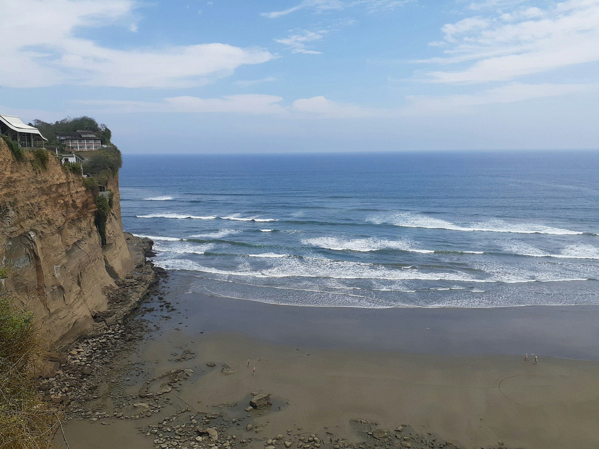 carlos-carrion-wRrrOXLAoKw-unsplash